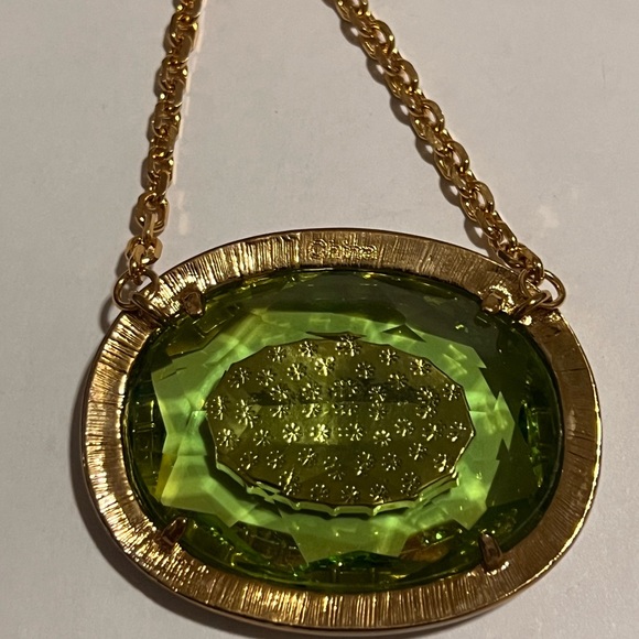 Evil eye emerald necklace - Picture 1 of 3